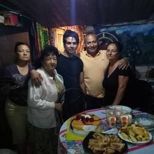 Meet your Posher, Diego